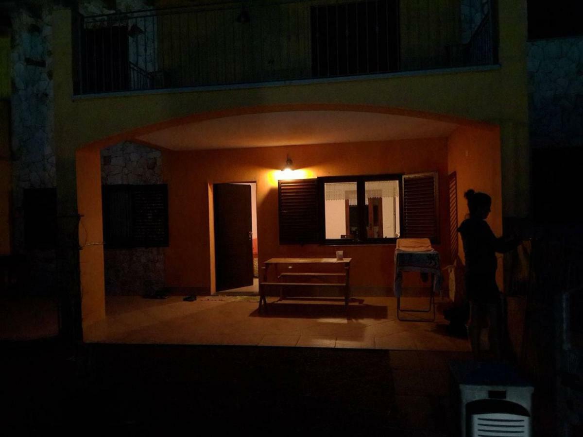Appartamento Dentro Babai Village Тертения Экстерьер фото